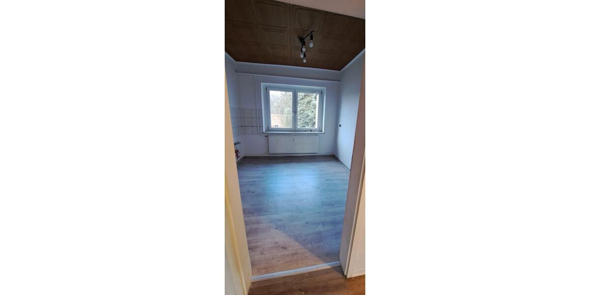 Etagenwohnung Kemberg - 3 Zimmer, 73 m&sup2;, 401&euro; | Angebot:24783853