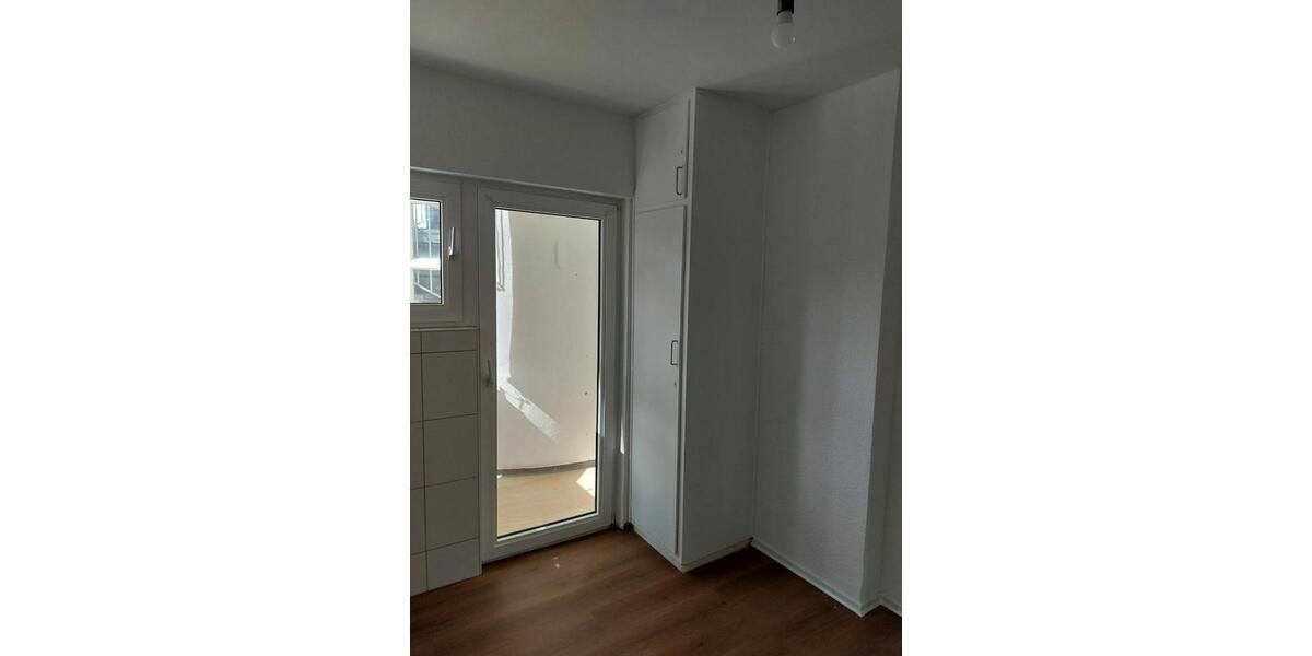 Etagenwohnung Pirmasens - 3 Zimmer, 74 m&sup2;, 550&euro; | Angebot:26586004