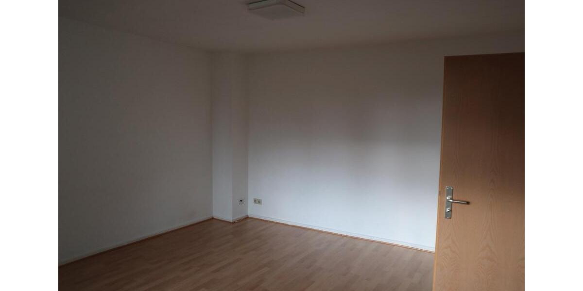 Dachgeschoßwohnung Euskirchen Dom-Esch - 3 Zimmer, 74 m&sup2;, 600&euro; | Angebot:26366545