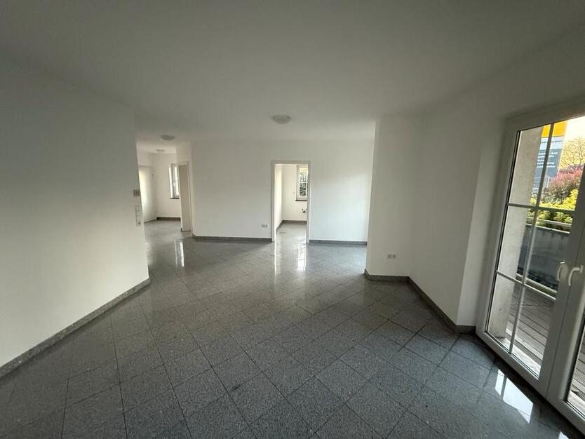 Schöne helle 2- Zimmer Wohnung in Speyer zu vermieten ✨