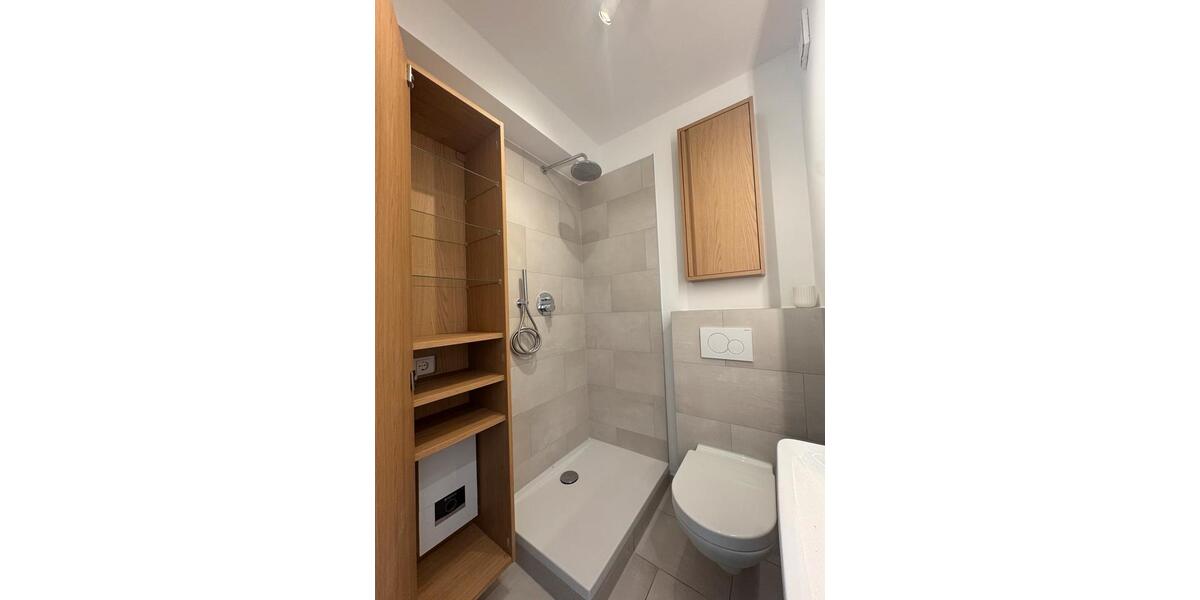 Wohnen auf Zeit Köln Lindenthal - 1 Zimmer, 75 m&sup2;, 800&euro; | Angebot:26555328