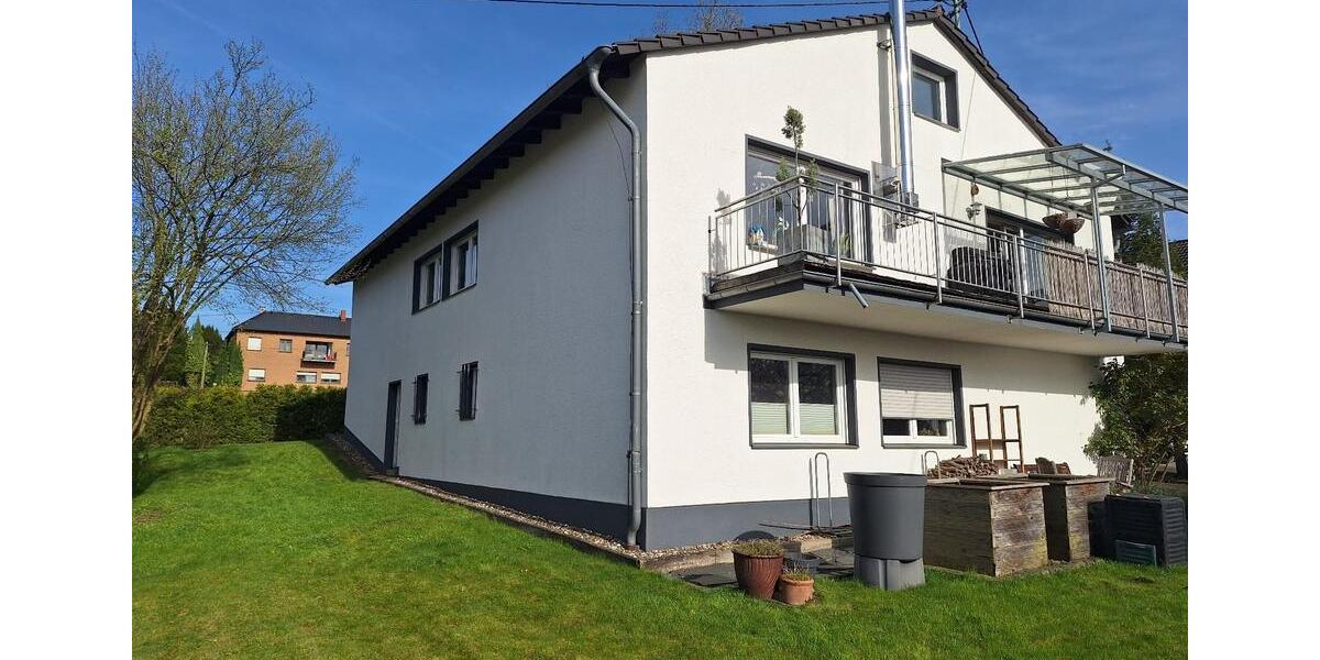 Einfamilienhaus Hennef (Sieg) - 9 Zimmer, 236 m&sup2;, 2.450&euro; | Angebot:26515213