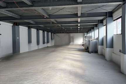 Gewerbeobjekt Oberhausen Lirich - 4.300&euro; | Angebot:27661298