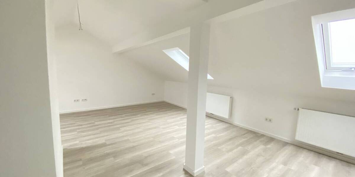 Zimmer Ingolstadt Nordost - 4 Zimmer, 100 m&sup2;, 1.150&euro; | Angebot:26094186