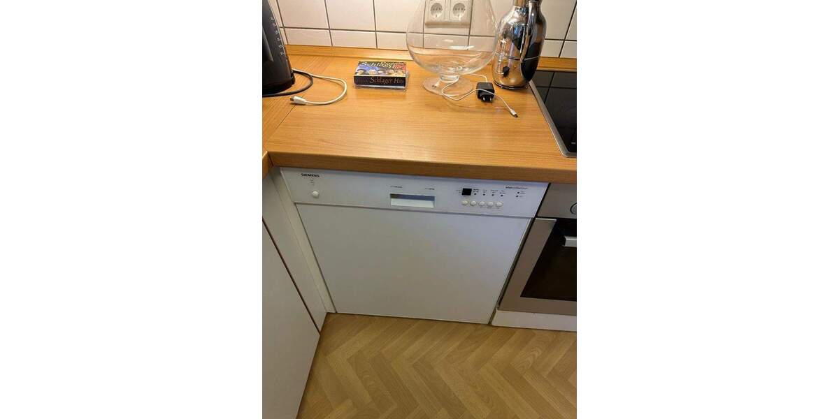 Etagenwohnung Wilhelmshaven Neuengroden - 4 Zimmer, 105 m&sup2;, 950&euro; | Angebot:24504425