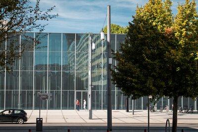 1-Raum-Wohnung mit Balkon zimmer