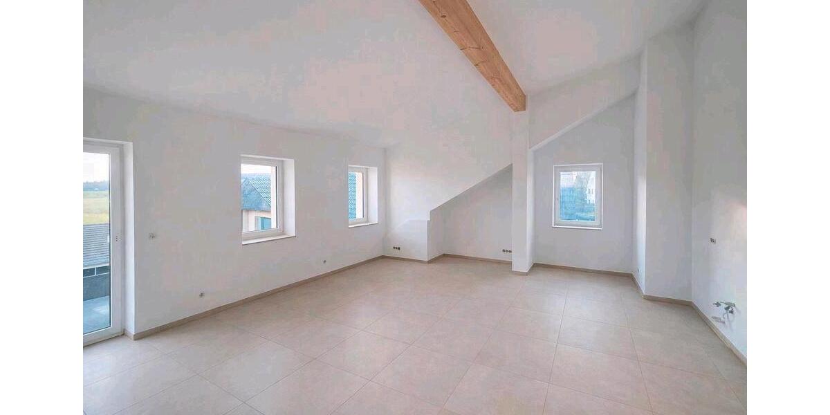 Dachgeschoßwohnung Bad Lausick - 3 Zimmer, 100 m&sup2;, 1.050&euro; | Angebot:26029282