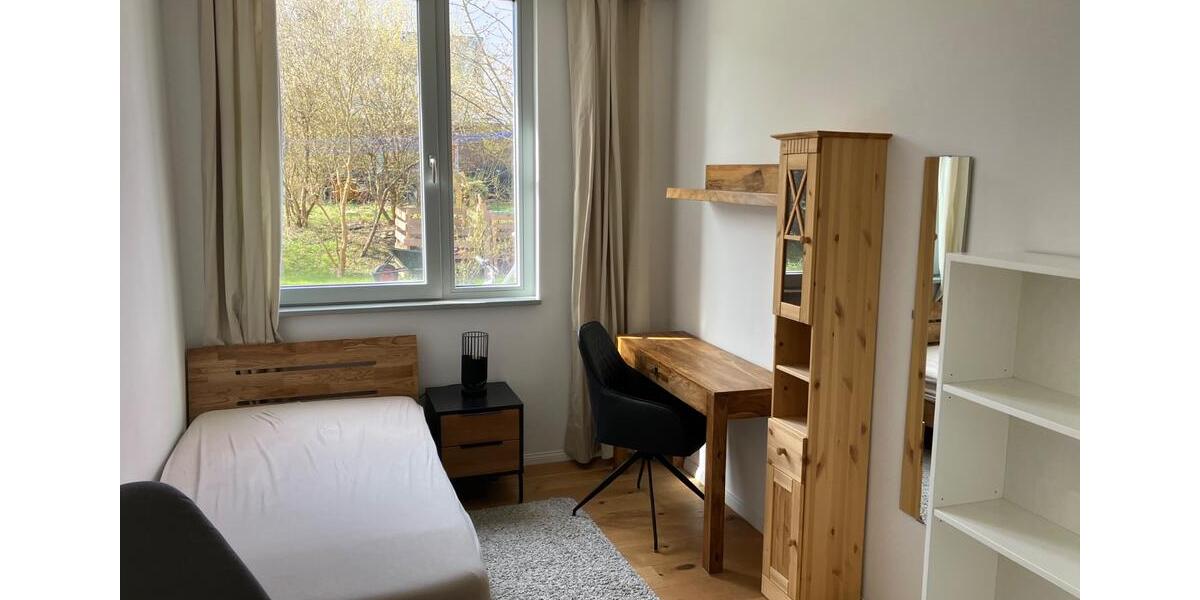 Wohnen auf Zeit Lübeck Sankt Gertrud - 6 Zimmer, 190 m&sup2;, 590&euro; | Angebot:26041217