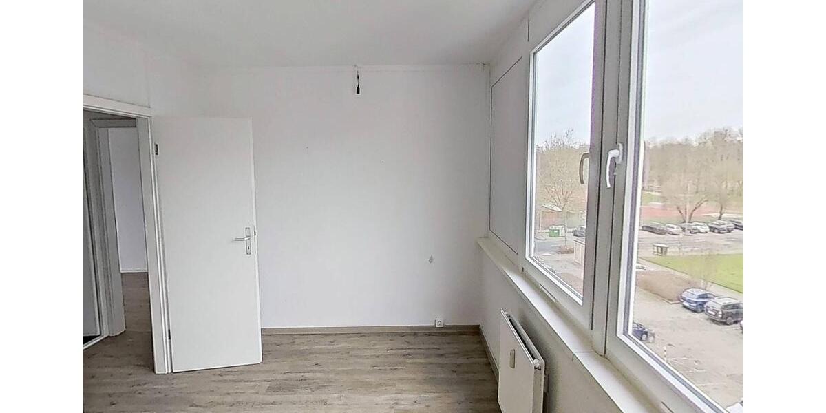 Etagenwohnung Celle - 3 Zimmer, 83 m&sup2;, 699&euro; | Angebot:25807693