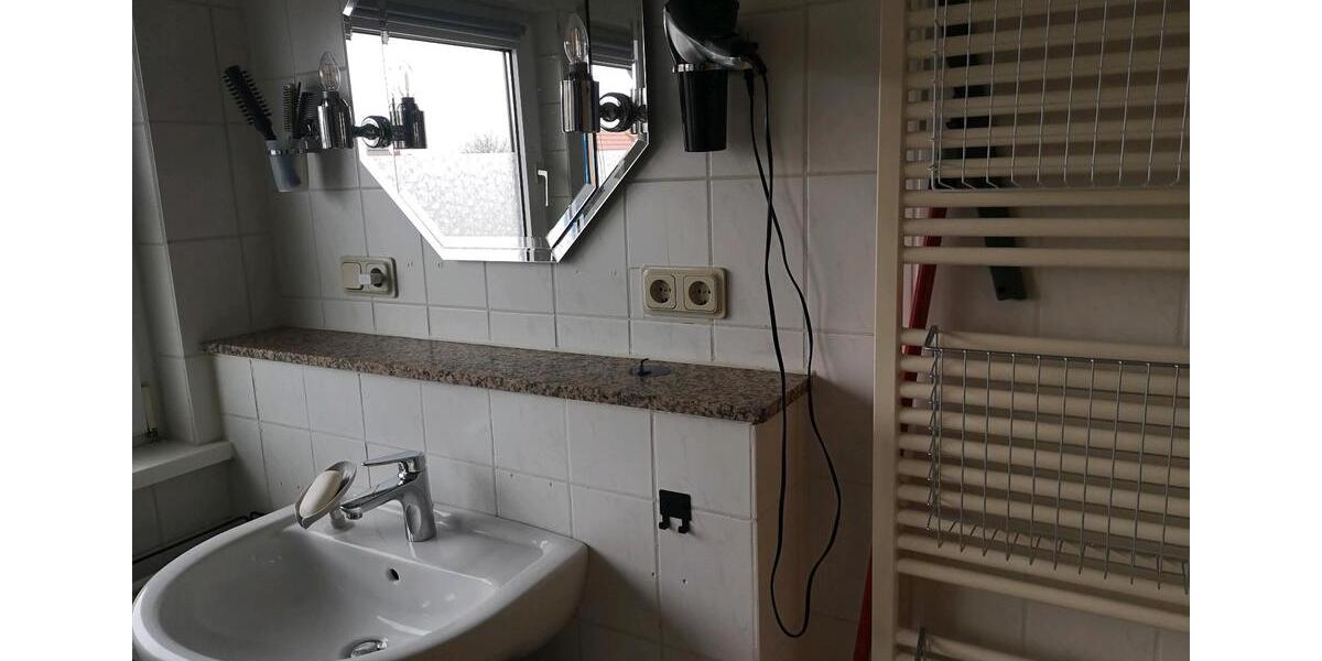 Dachgeschoßwohnung Bockenem - 4 Zimmer, 80 m&sup2;, 600&euro; | Angebot:24839020