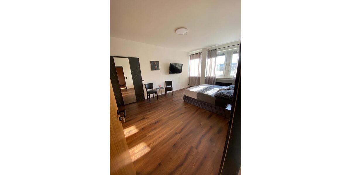 Wohnen auf Zeit Koblenz - 5 Zimmer, 20 m&sup2;, 400&euro; | Angebot:26214068