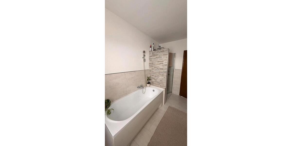 Etagenwohnung Schrobenhausen - 5 Zimmer, 106 m&sup2;, 1.060&euro; | Angebot:26609478