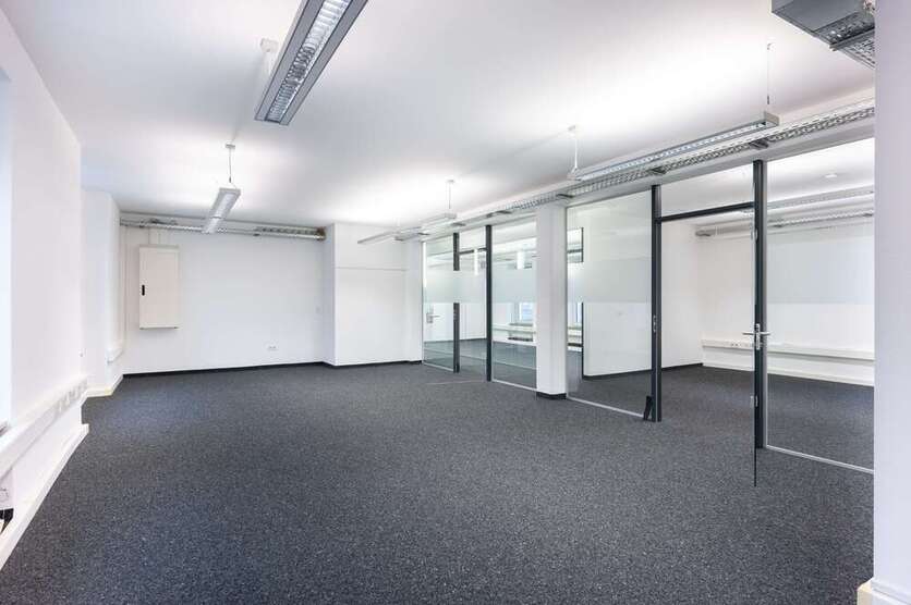 Büro in Würzburg 1.718 € 150 m²