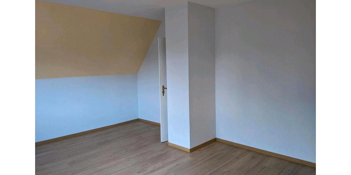 Einfamilienhaus Süderbrarup - 4 Zimmer, 147 m&sup2;, 1.400&euro; | Angebot:26002024