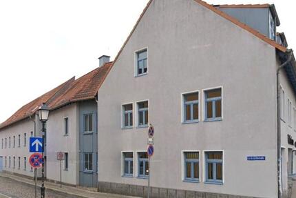 Wohnung Burg - 3 Zimmer, 101 m&sup2;, 606&euro; | Angebot:25307697