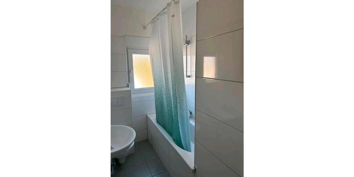 67m² 3 Zimmer 1. OG Wohnung Sonnenbalkon 3 zimmer