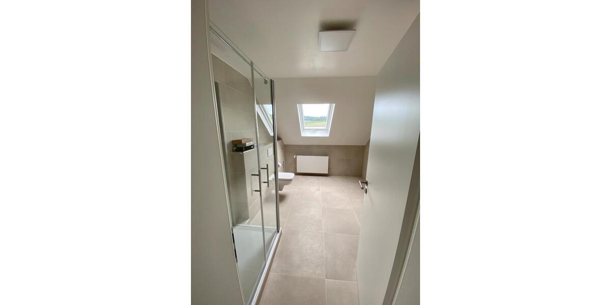 Dachgeschoßwohnung Mertesdorf - 3 Zimmer, 77 m&sup2;, 1.000&euro; | Angebot:26659476