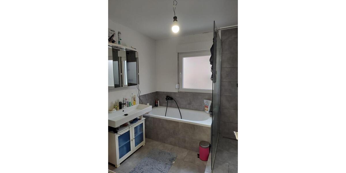 Etagenwohnung Korntal-Münchingen Münchingen - 4 Zimmer, 105 m&sup2;, 1.350&euro; | Angebot:25103758