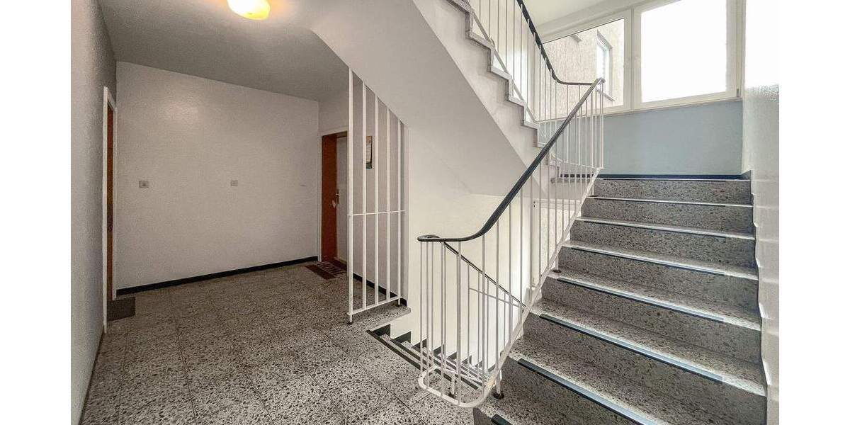Etagenwohnung Bochum Dahlhausen - 3 Zimmer, 70 m&sup2;, 735&euro; | Angebot:25089425