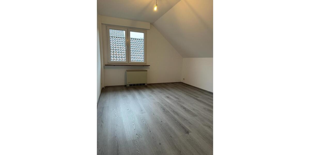 Dachgeschoßwohnung Hürtgenwald - 3 Zimmer, 76 m&sup2;, 590&euro; | Angebot:26705730