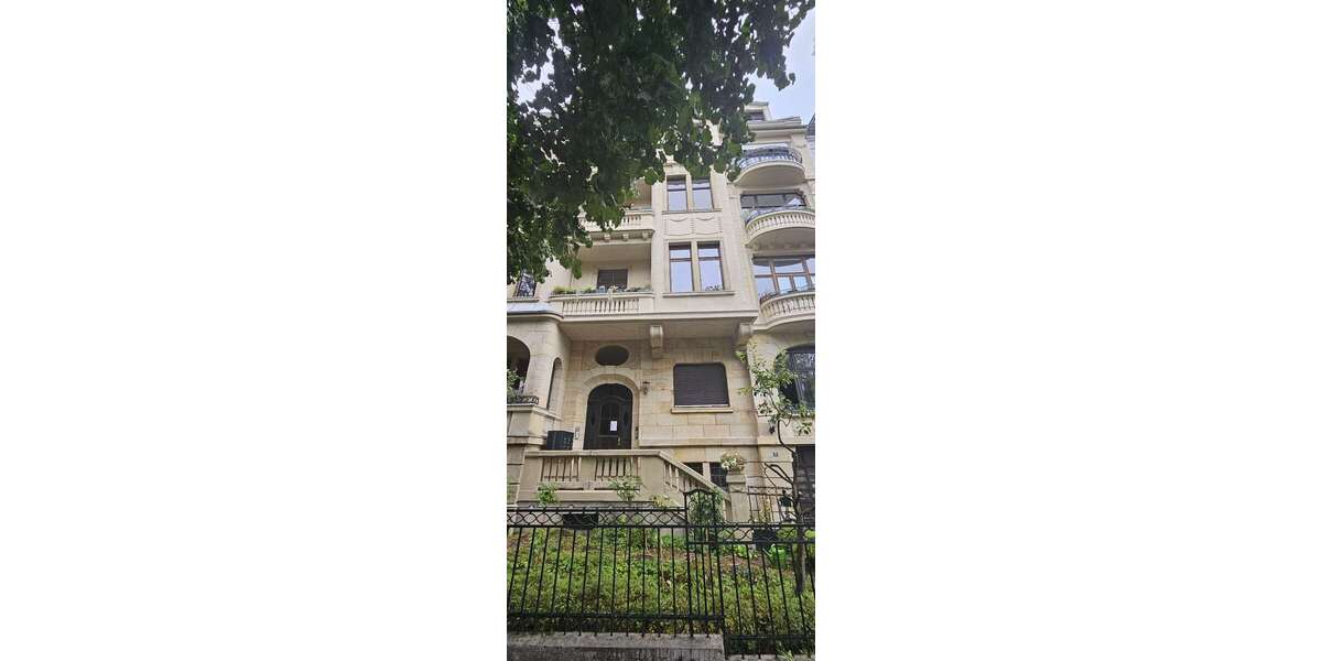 Etagenwohnung Wiesbaden Biebrich - 4 Zimmer, 129 m&sup2;, 2.050&euro; | Angebot:26669706