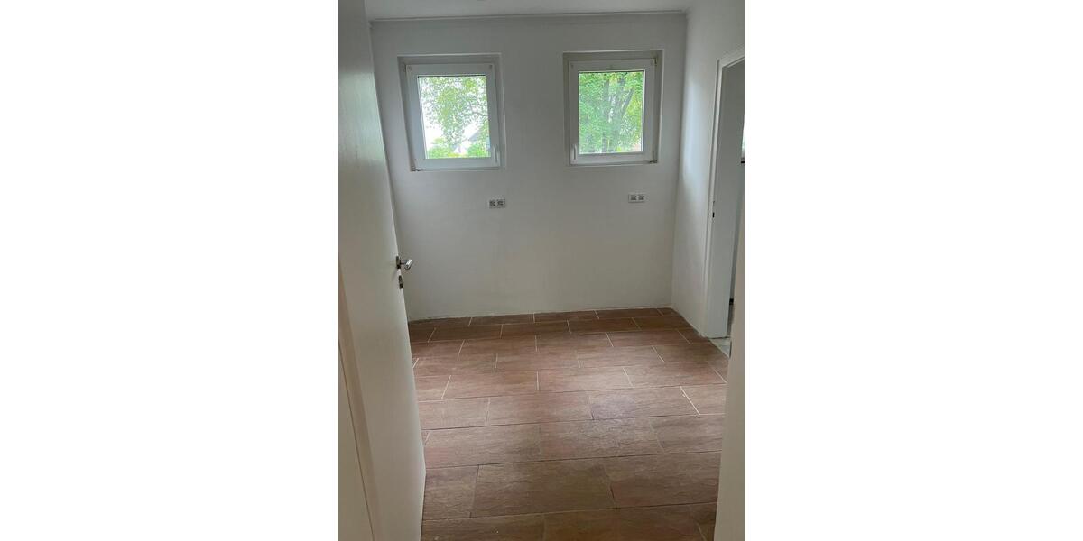 Etagenwohnung Gelsenkirchen Gelsenkirchen-Mitte - 4 Zimmer, 110 m&sup2;, 1.100&euro; | Angebot:26532290