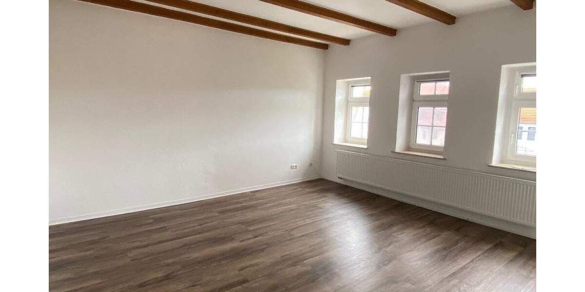 Etagenwohnung Borna - 3 Zimmer, 87 m&sup2;, 600&euro; | Angebot:25668836