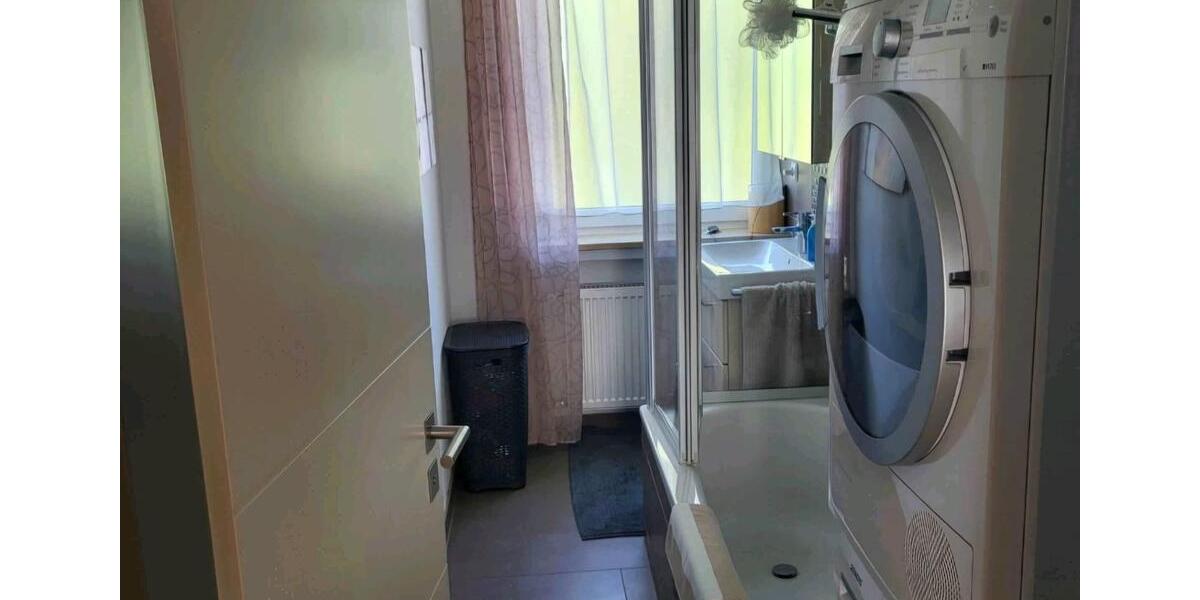 Etagenwohnung Traunstein - 4 Zimmer, 76 m&sup2;, 1.000&euro; | Angebot:24834926