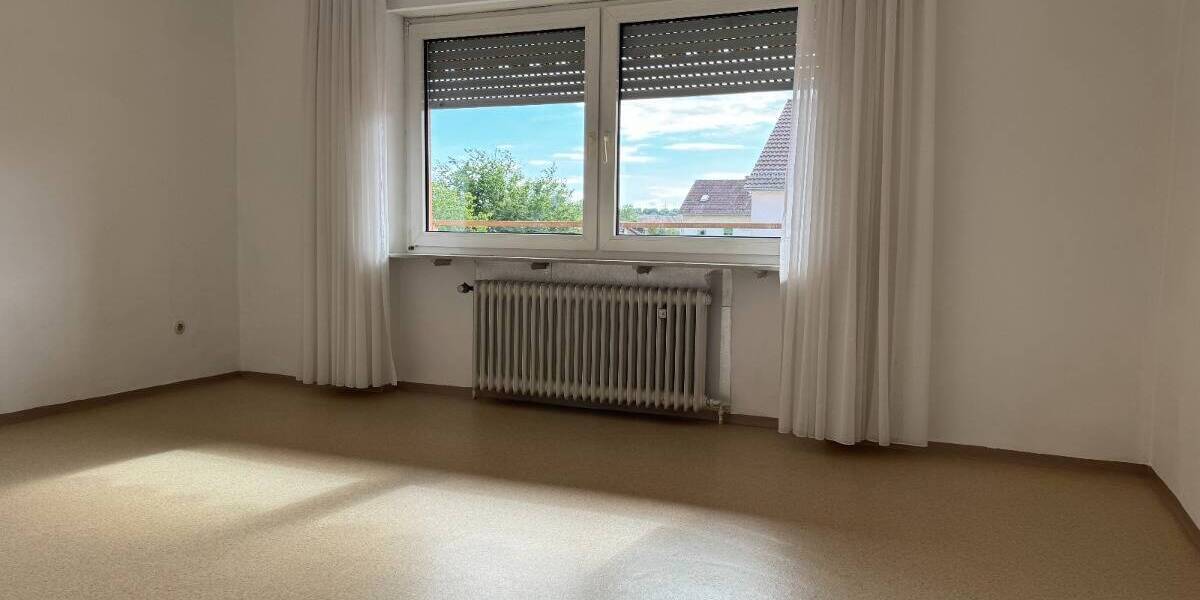 Etagenwohnung Ansbach - 3 Zimmer, 83 m&sup2;, 750&euro; | Angebot:26657008