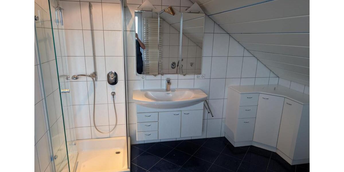 Einfamilienhaus Schöntal - 7 Zimmer, 210 m&sup2;, 1.950&euro; | Angebot:24585632