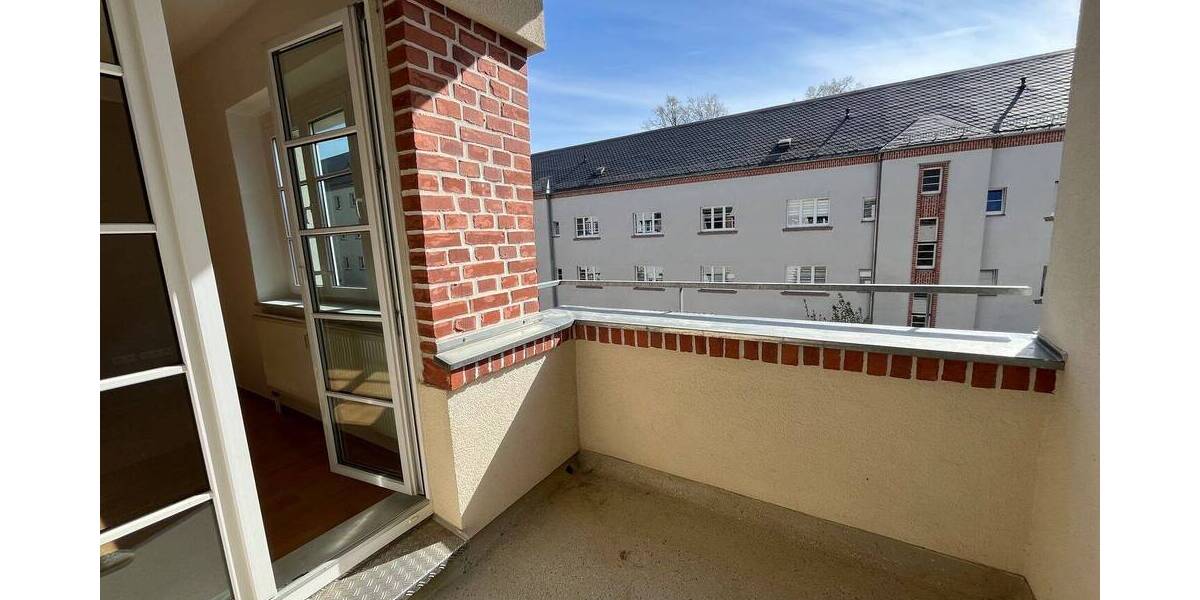 Etagenwohnung Chemnitz Bernsdorf - 1 Zimmer, 65 m&sup2;, 424&euro; | Angebot:26842141