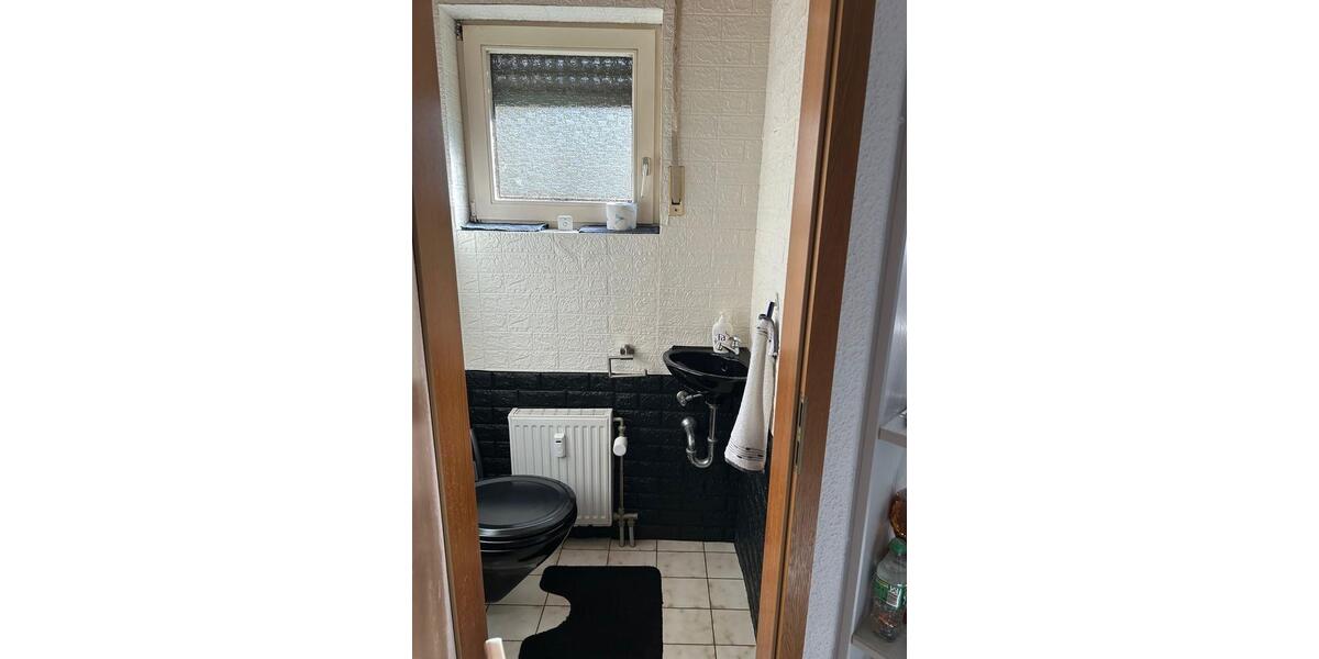 Erdgeschoßwohnung Ebersbach an der Fils - 2.5 Zimmer, 60 m&sup2;, 800&euro; | Angebot:25283832