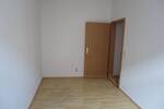 Etagenwohnung Plauen Haselbrunn - 3 Zimmer, 70 m&sup2;, 300&euro; | Angebot:26723034