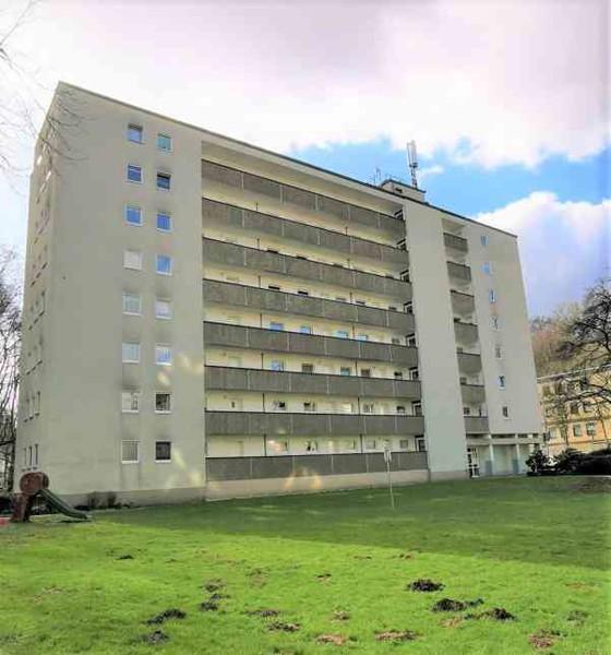 Großzügige 2-Zi.-Whg. mit Tageslichtbad und Balkon