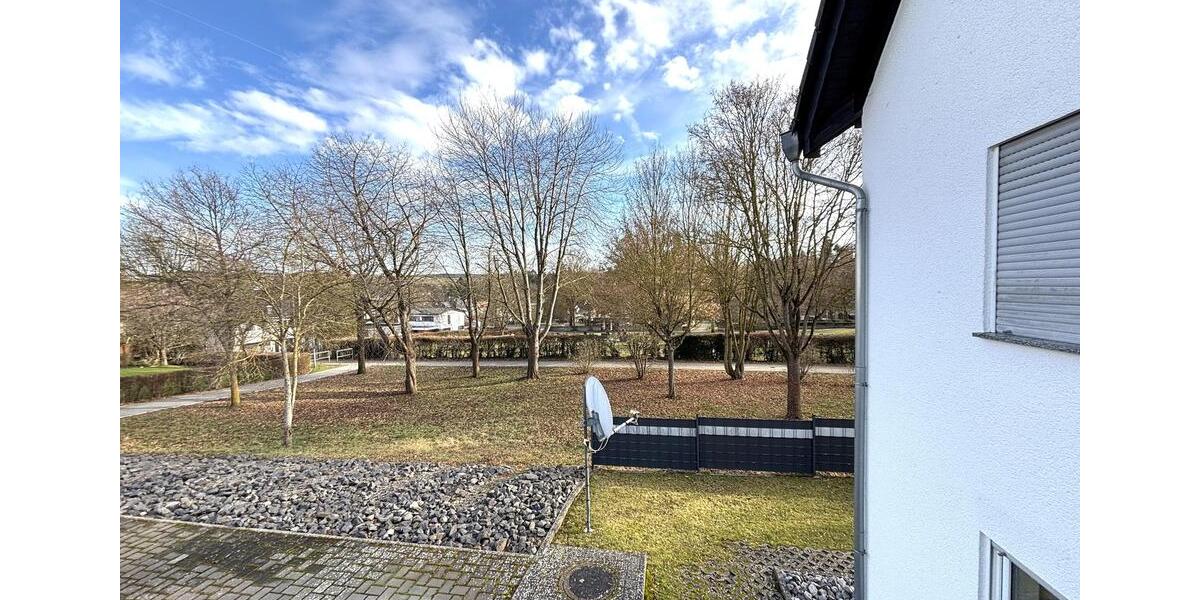 Schöne helle 2 ZKB Wohnung mit Balkon in ruhiger Lage in Hünfelden-Dauborn 2 zimmer