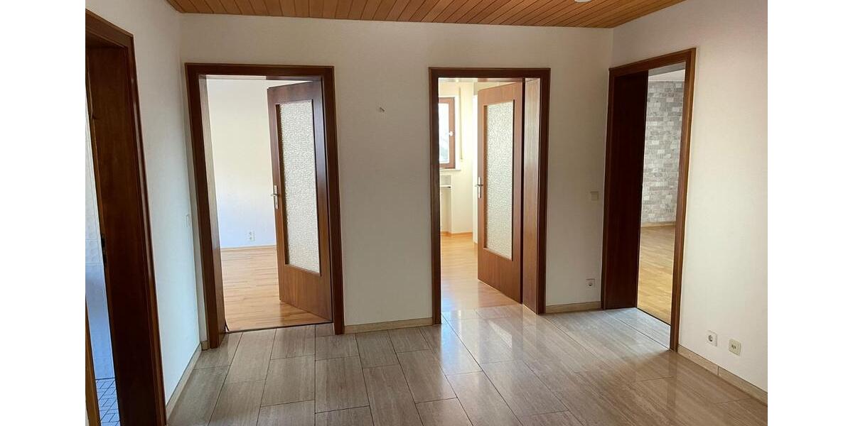 Etagenwohnung Mühlheim an der Donau - 5 Zimmer, 125 m&sup2;, 800&euro; | Angebot:24336667