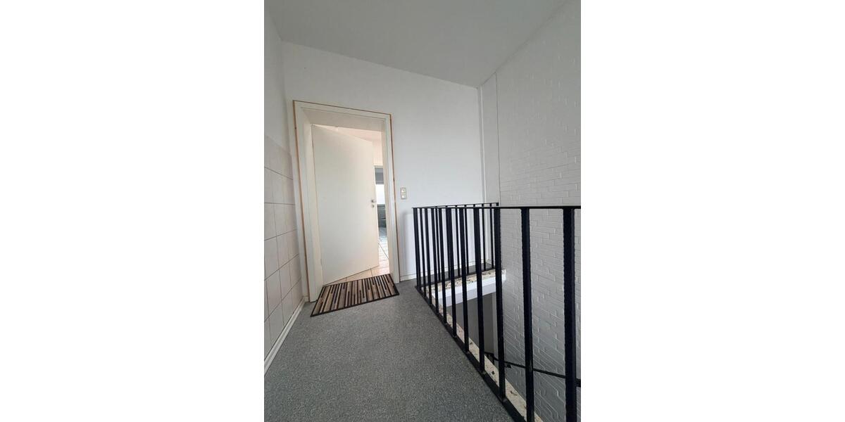 Erdgeschoßwohnung Sickte - 5 Zimmer, 110 m&sup2;, 1.090&euro; | Angebot:24703330