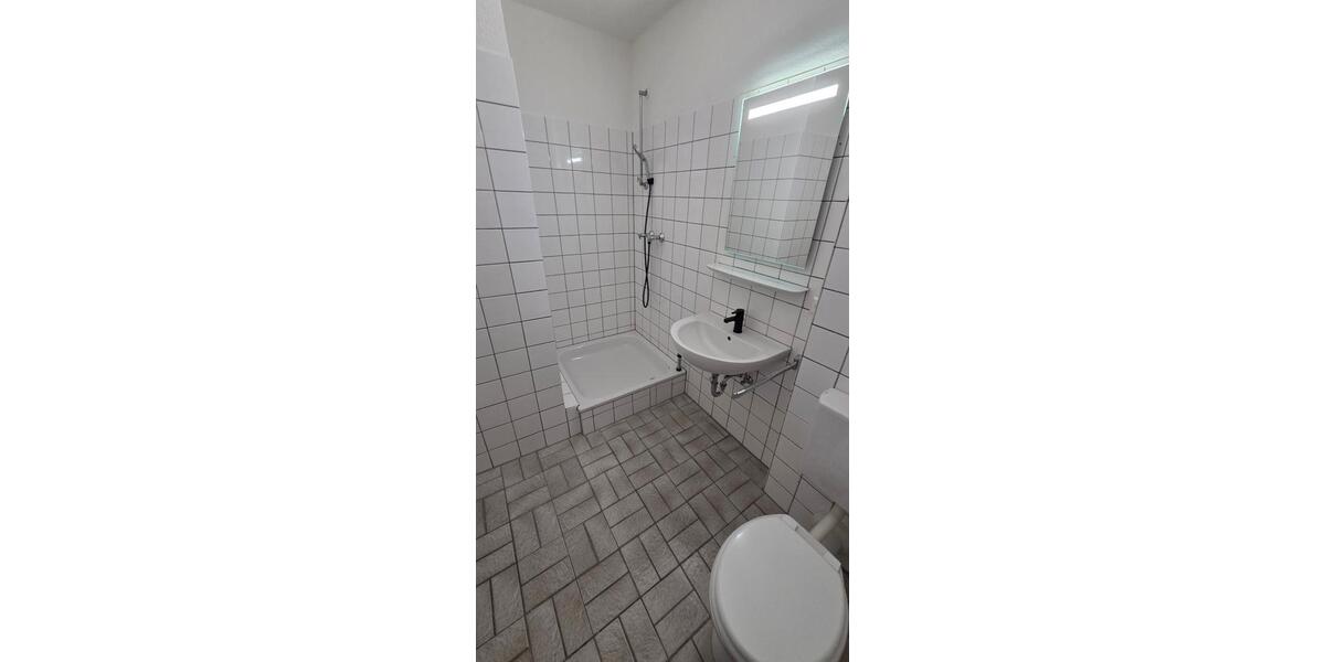 Dachgeschoßwohnung Pforzheim Weststadt - 2 Zimmer, 48 m&sup2;, 700&euro; | Angebot:26044421