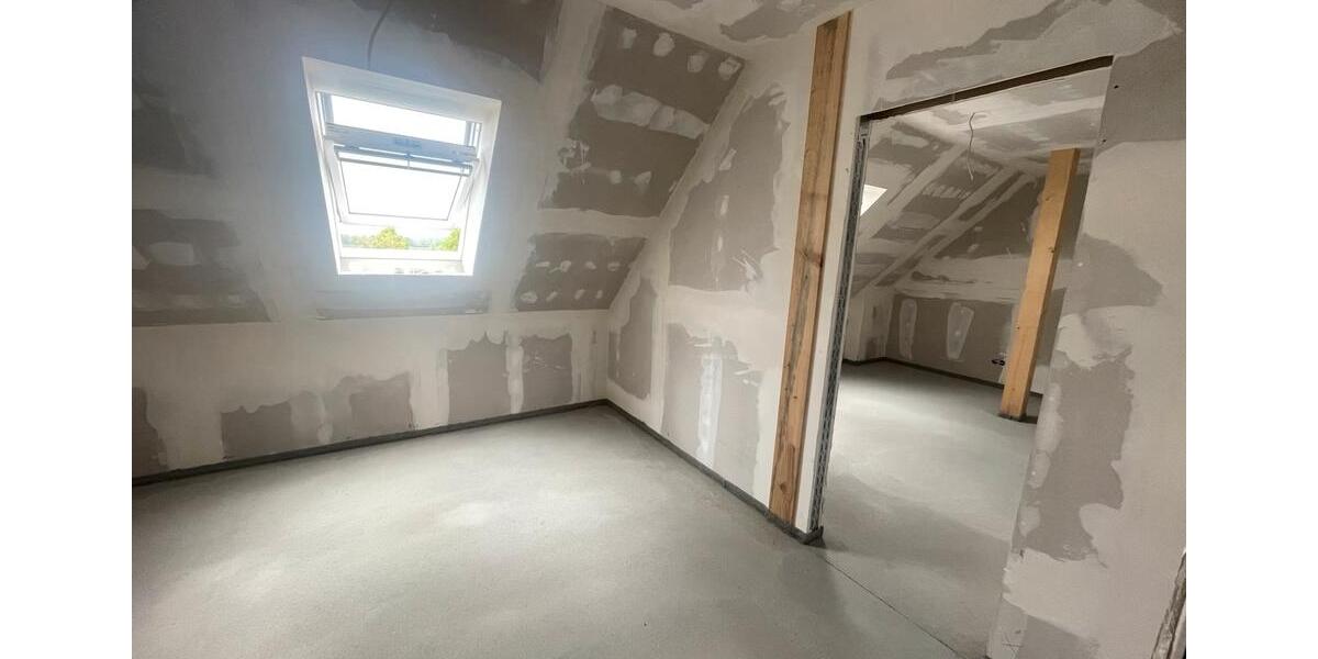 Dachgeschoßwohnung Lalendorf - 5 Zimmer, 93 m&sup2;, 1.325&euro; | Angebot:26545908