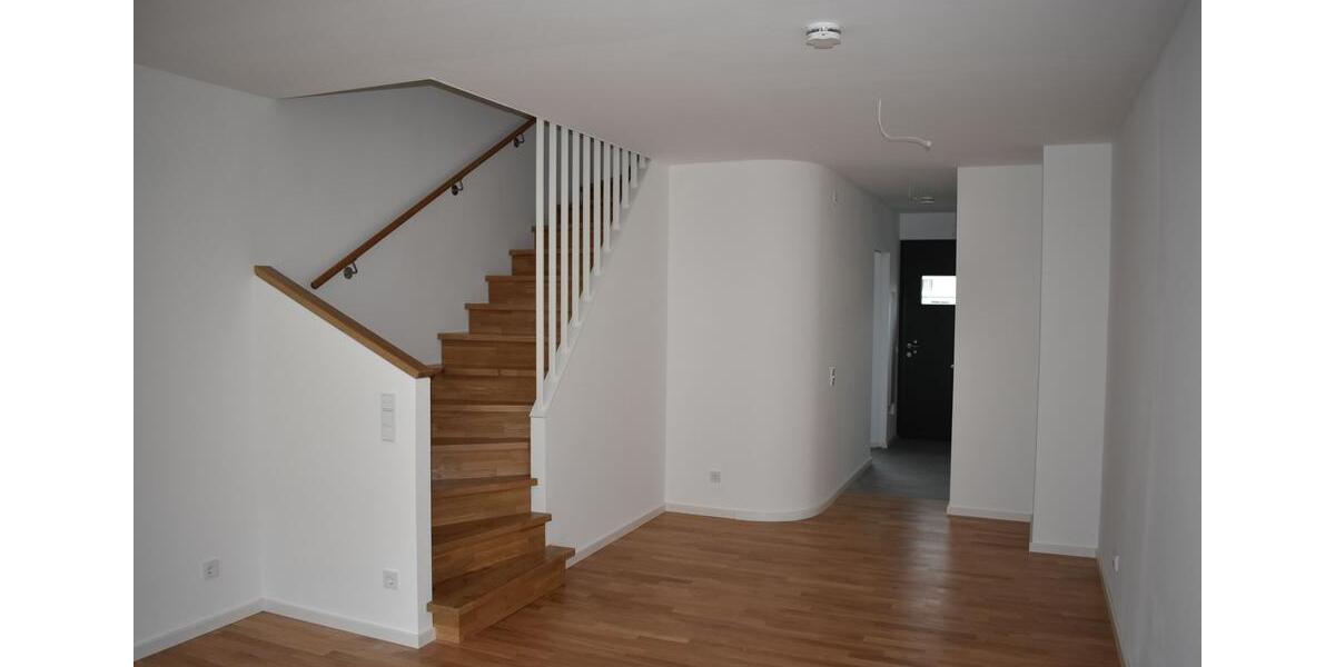 Maisonettenwohnung Löwenberger Land - 5 Zimmer, 113 m&sup2;, 1.339&euro; | Angebot:26197388