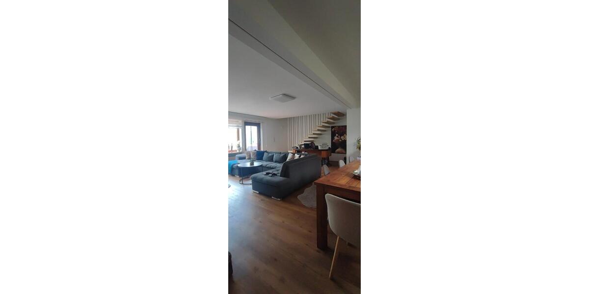 Maisonettenwohnung Saarbrücken Malstatt - 4 Zimmer, 110 m&sup2;, 1.350&euro; | Angebot:26536785