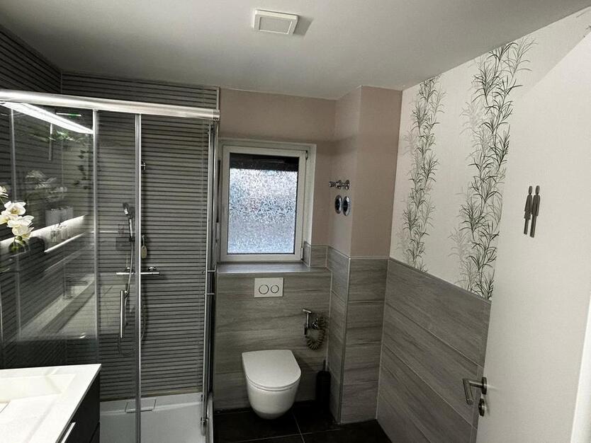 Schöne 3-Zimmer-Wohnung in einem Dreifamilienhaus zu verkaufen