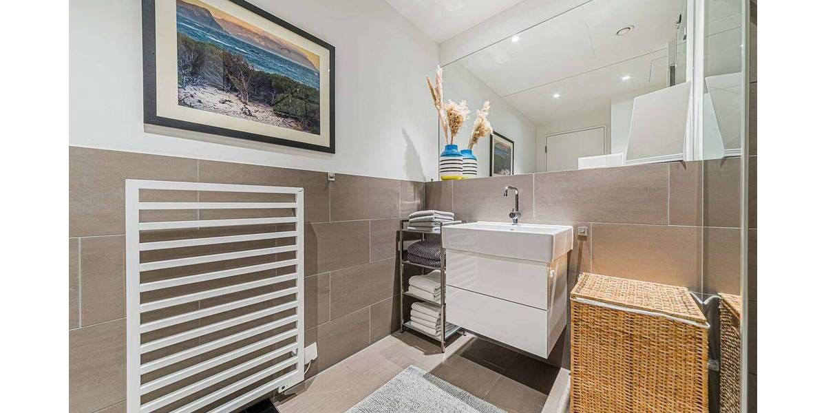 Etagenwohnung Frankfurt am Main Sachsenhausen - 2 Zimmer, 67 m&sup2;, 2.650&euro; | Angebot:25726226