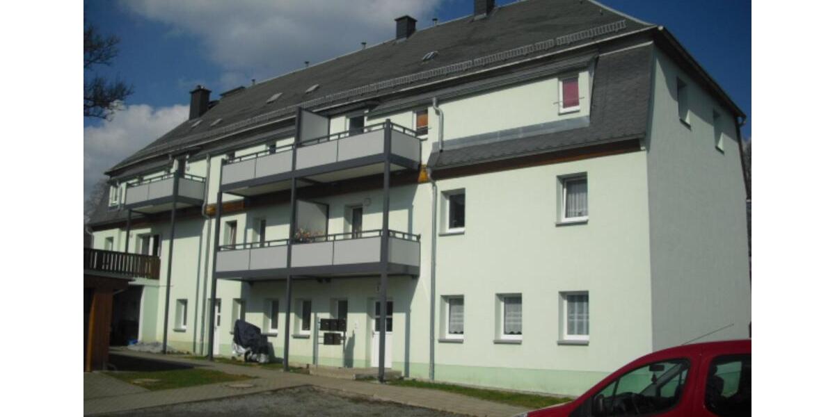 Kleine 2-Raumwohnung in grüner, ruhiger Lage mit Kaminofen 2 zimmer