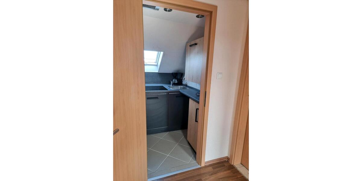 Wohnen auf Zeit Wackersdorf - 2 Zimmer, 55 m&sup2;, 14&euro; | Angebot:25953256