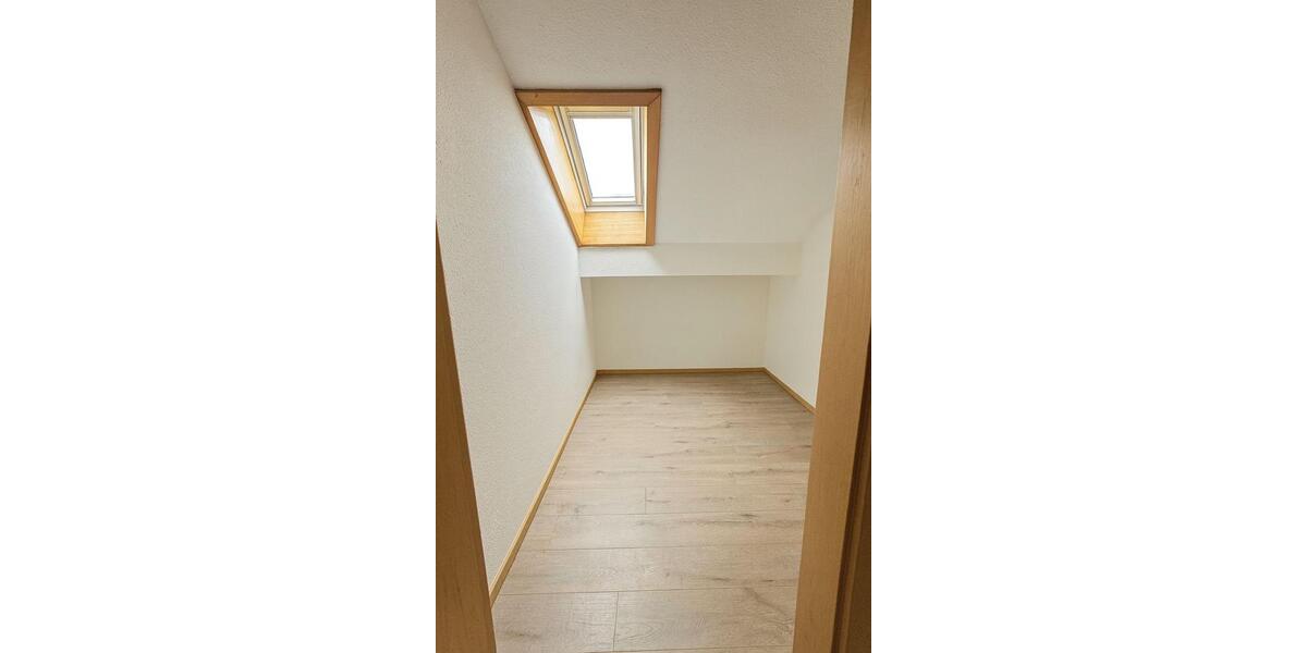 Dachgeschoßwohnung Garmisch-Partenkirchen Breitenau - 2 Zimmer, 40 m&sup2;, 1.150&euro; | Angebot:24681468