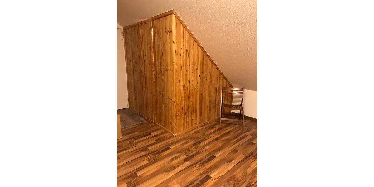 Dachgeschoßwohnung Bergneustadt - 1 Zimmer, 40 m&sup2;, 325&euro; | Angebot:26470928