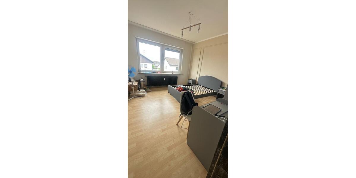 Etagenwohnung Waghäusel - 2 Zimmer, 65 m&sup2;, 1.000&euro; | Angebot:26522074