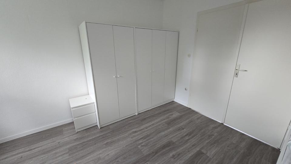 Wohnen auf Zeit Krefeld - 4 Zimmer, 80 m&sup2;, 525&euro; | Angebot:25550412