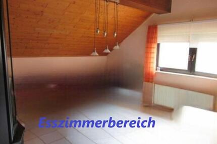 Mietwohnung (DG mit Balkon) 4 zimmer